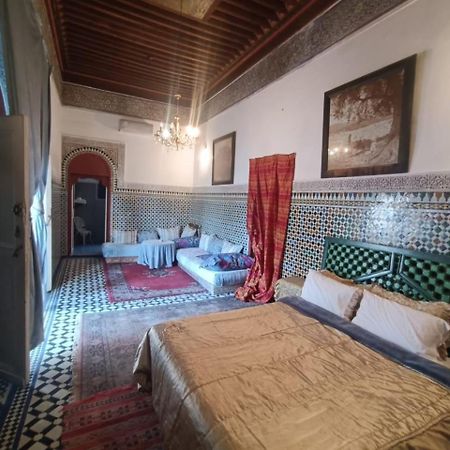 Suite In A Xviiie Palace Фес Екстериор снимка
