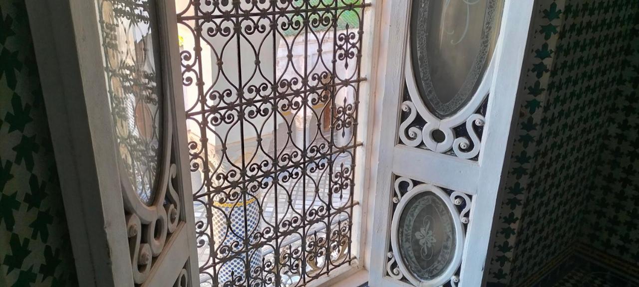 Suite In A Xviiie Palace Фес Екстериор снимка