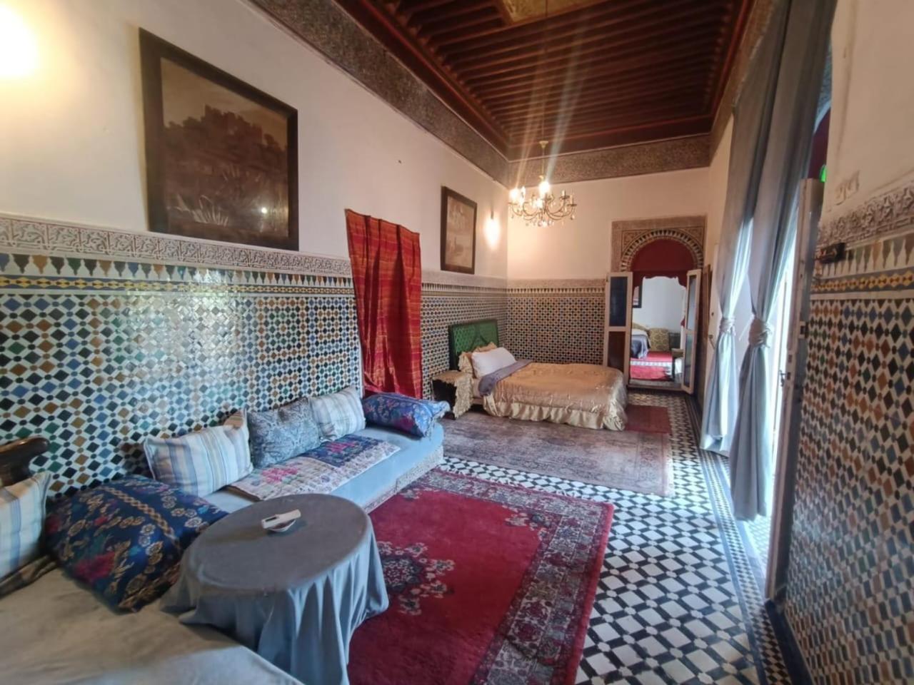 Suite In A Xviiie Palace Фес Екстериор снимка