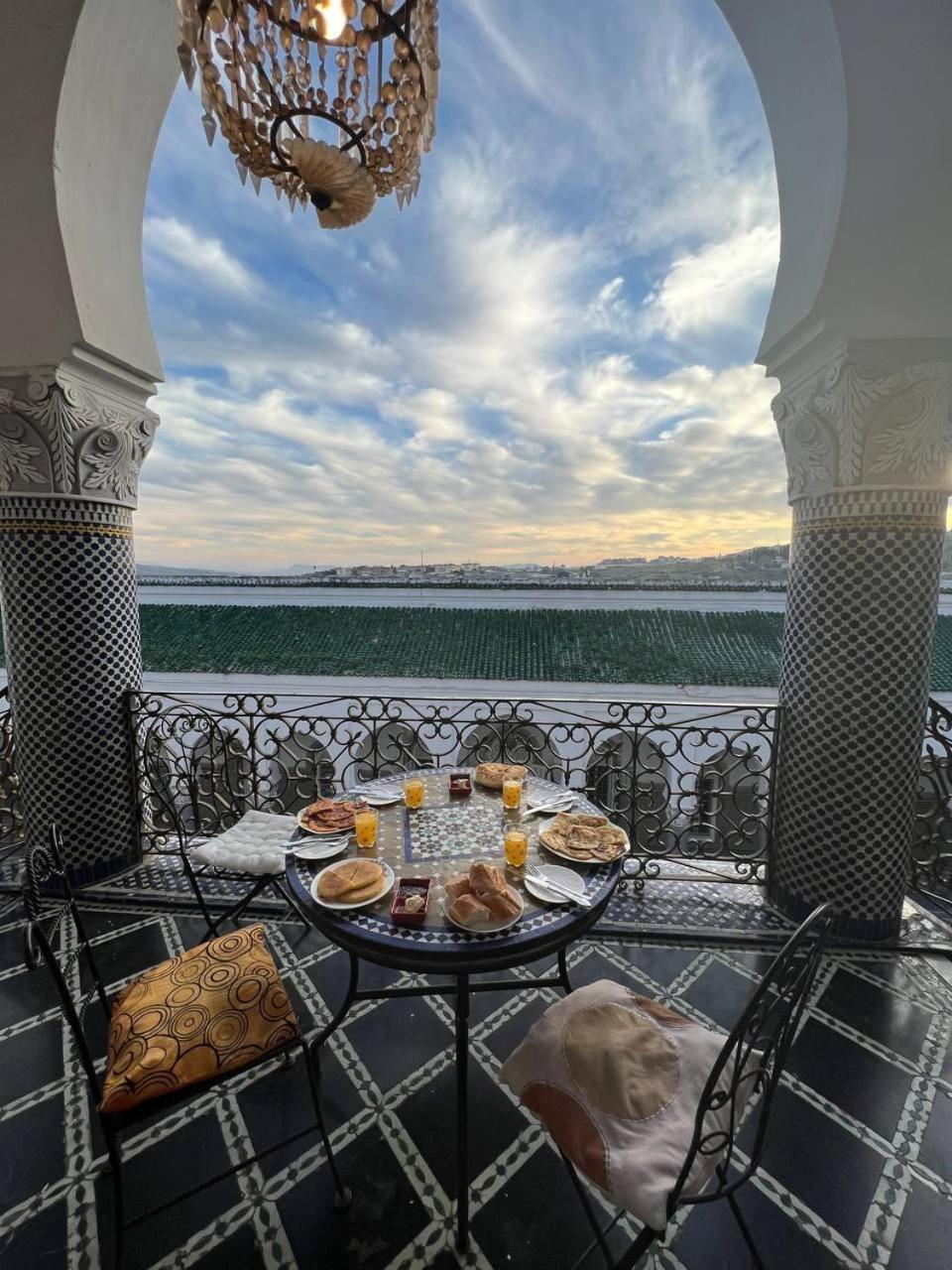 Suite In A Xviiie Palace Фес Екстериор снимка