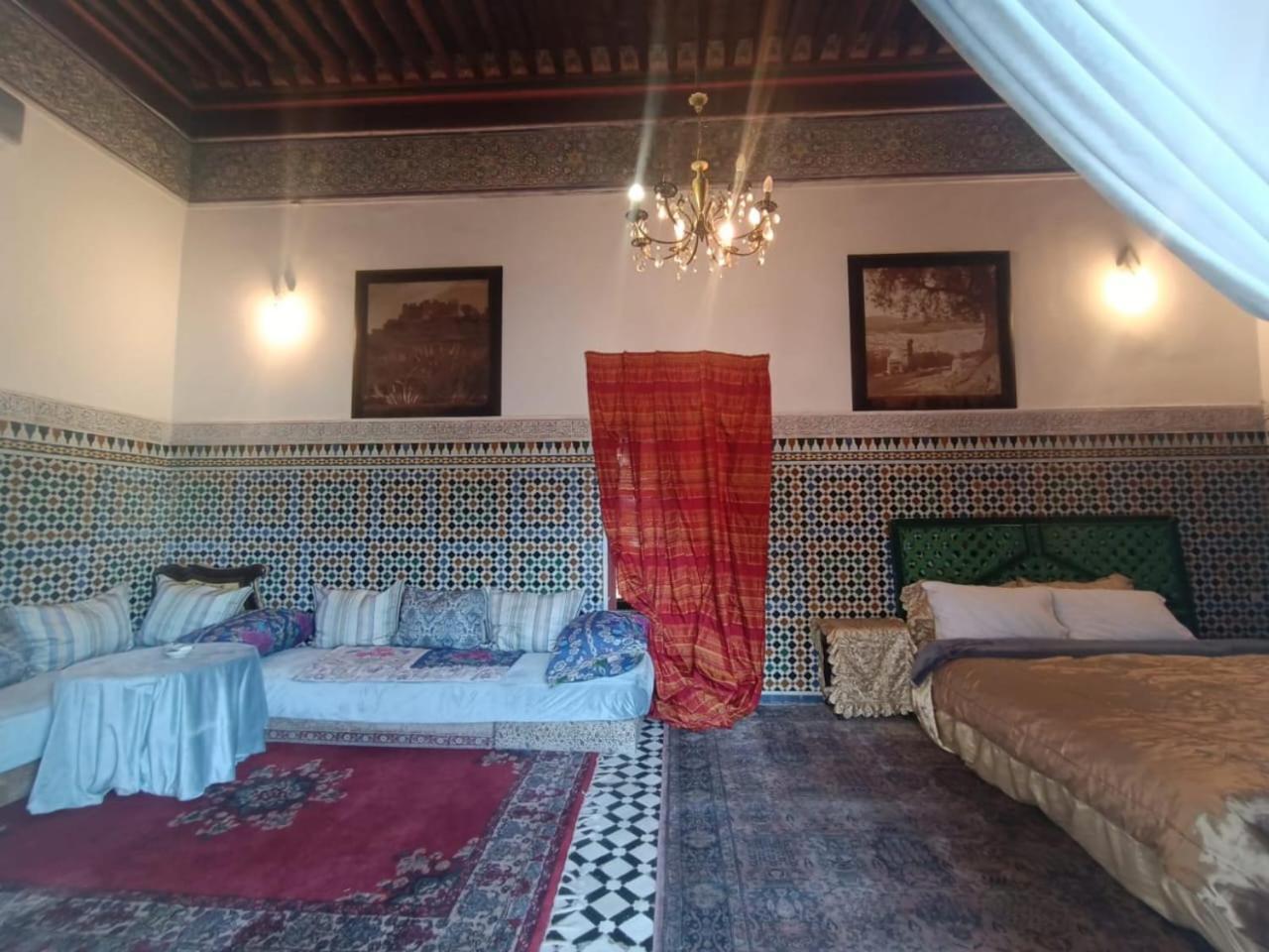 Suite In A Xviiie Palace Фес Стая снимка